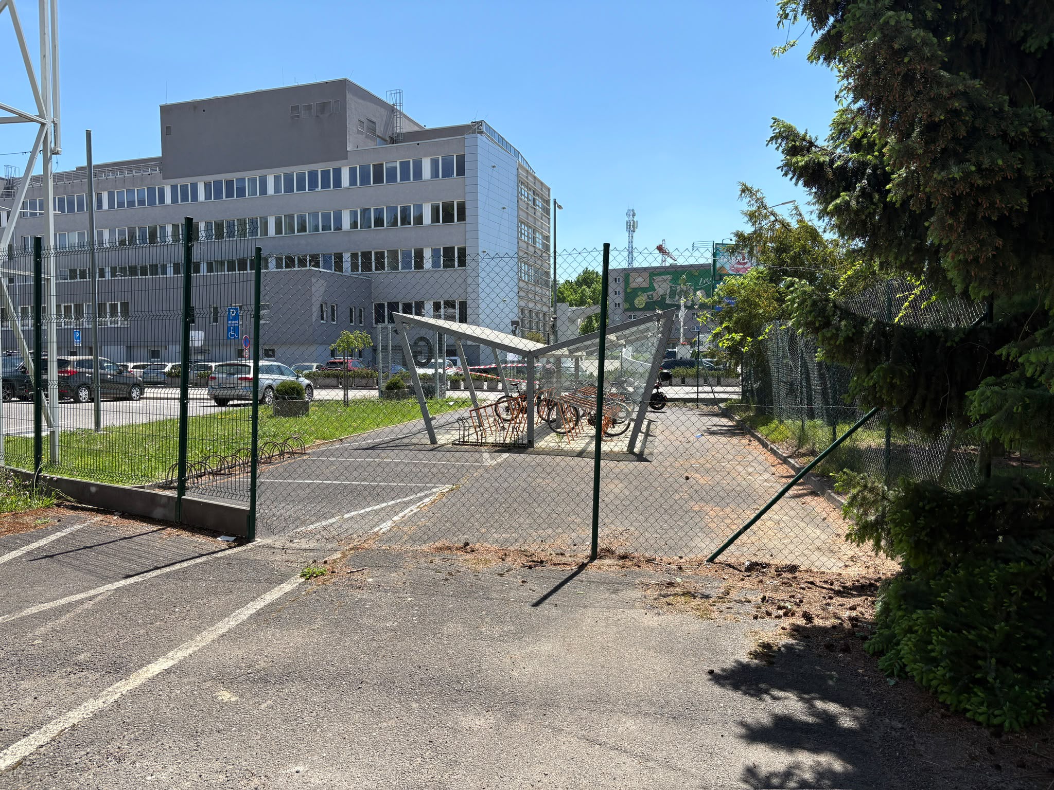 Oplotenie Mondy, Ružomberok